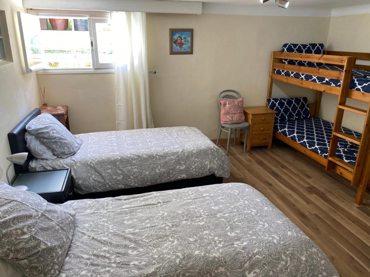 Peaceful 3 Bedroom 8 Person Ground Floor Apartment With Large Private Heated Pool La Digne-d'Amont Extérieur photo